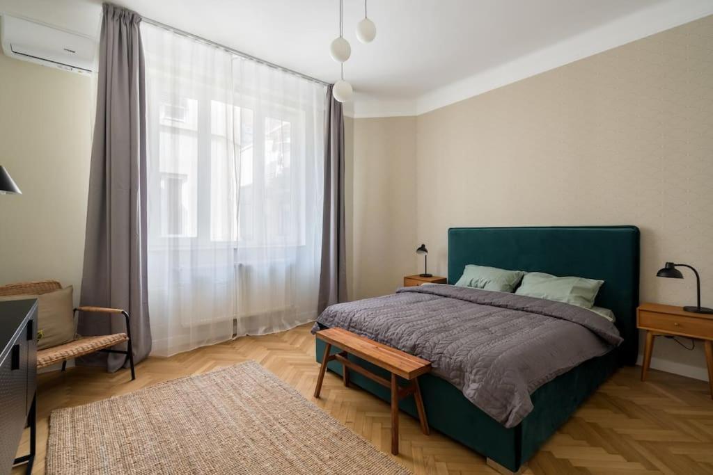 Exquisite Art Deco 2Br Apartment Prime Location Bucarest Exterior foto