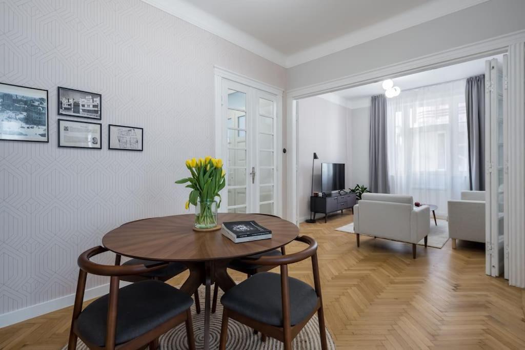Exquisite Art Deco 2Br Apartment Prime Location Bucarest Exterior foto